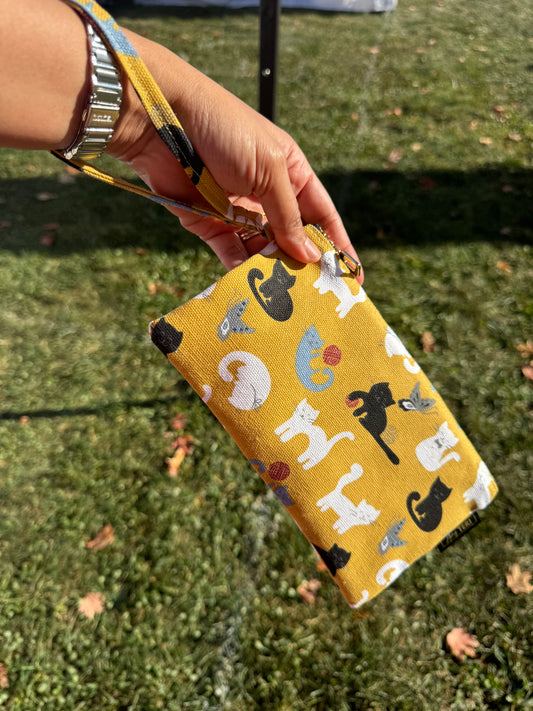 Kitty-Wristlet Clutch purse